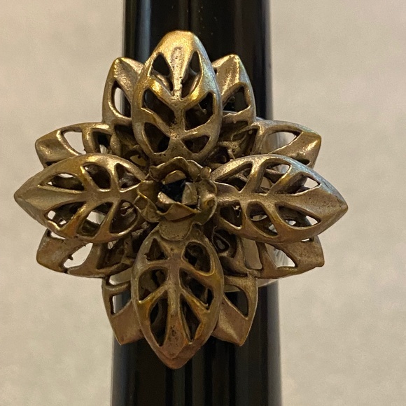 Virgins Saints & Angels Dew Divine Ring - Picture 5 of 9